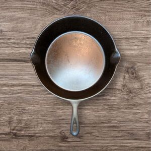 Vintage Lodge #8 3-Notch Cast Iron Skillet with 6 Ghost Marks!